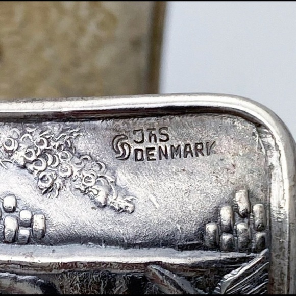 Hans Jensen Denmark Repousee silver plated  cuff - Picture 11 of 11